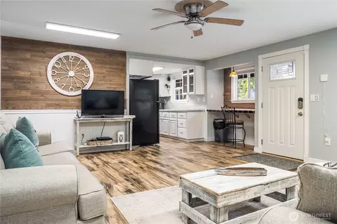250 E Saint Andrews Dr, Shelton, WA 98584