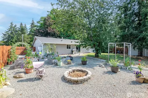 10111 Grove Rd SE, Yelm, WA 98597