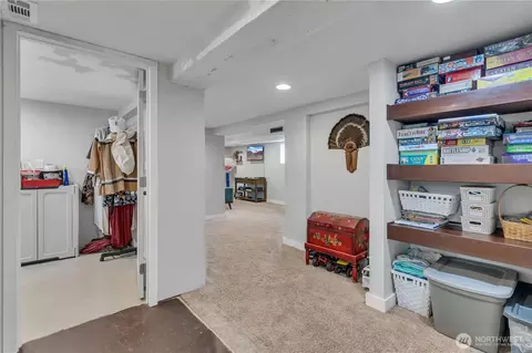 Entry Way - 1081 Lafromboise St, Enumclaw, WA 98022 photo 1 of 1