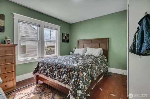 Bedroom - 1081 Lafromboise St, Enumclaw, WA 98022 photo 1 of 3