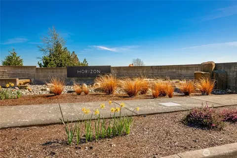 5463 Tolmiea Ct, Blaine, WA 98230