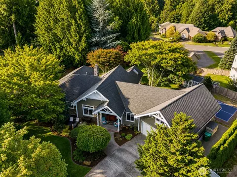 View/Area - 2217 Nut Tree Loop SE, Olympia, WA 98501 photo 2 of 2