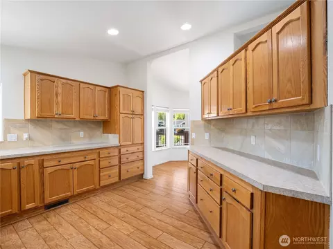 Kitchen - 1101 S Scheuber Rd #41, Centralia, WA 98531 photo 4 of 4