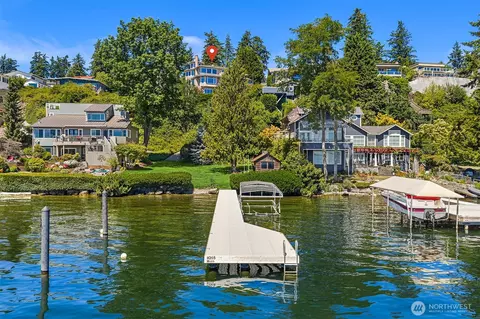 8203 NE Juanita Dr, Kirkland, WA 98033