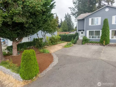 1831 S 308th St #B, Federal Way, WA 98003