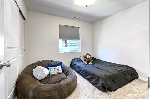 Bedroom - 4523 Riverfront Blvd, Everett, WA 98203 photo 3 of 6