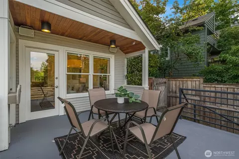 Other - 805 33rd Ave E, Seattle, WA 98112 photo 2 of 10