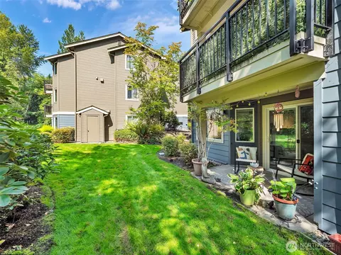 Exterior - 19404 NE Bothell Way #B104, Bothell, WA 98011 photo 2 of 8