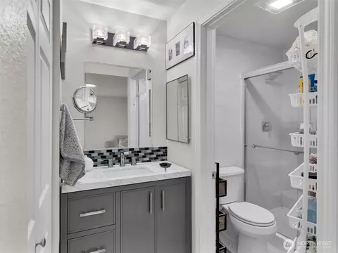 Bath - 19404 NE Bothell Way #B104, Bothell, WA 98011 photo 2 of 2