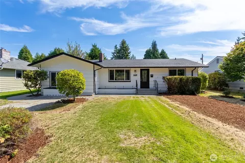 2125 N Highland St, Tacoma, WA 98406
