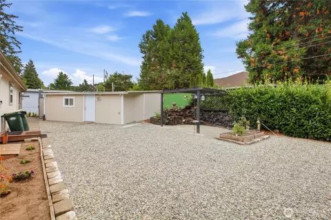 930 Trosper Rd SW #SPC 123, Tumwater, WA 98512