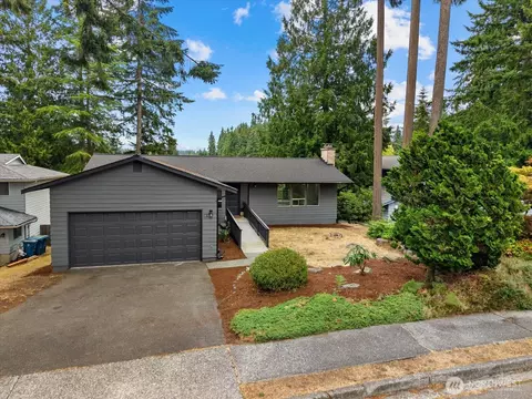 5819 172nd Pl SW, Lynnwood, WA 98037