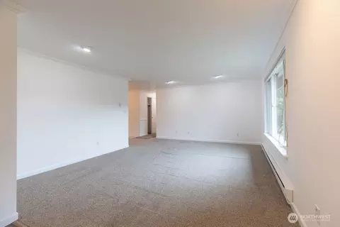 Living - 853 Robin Hood Loop, Forks, WA 98331 photo 3 of 5