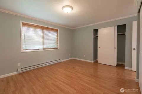 Bedroom - 853 Robin Hood Loop, Forks, WA 98331 photo 1 of 6