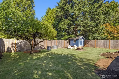 Exterior - 3504 NE 93rd St, Seattle, WA 98115 photo 9 of 9