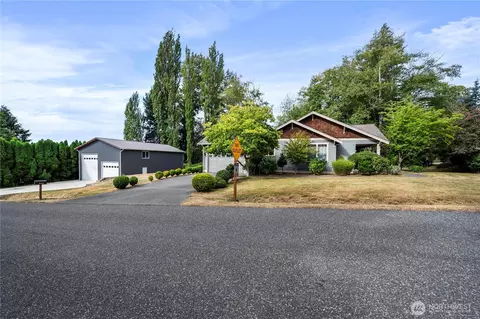 9693 Ronald Dr, Blaine, WA 98230
