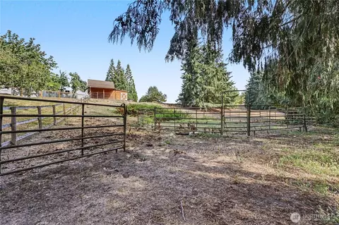 Exterior - 62 Roupe Rd, Sequim, WA 98382 photo 4 of 9