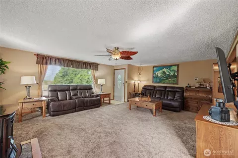 Living - 62 Roupe Rd, Sequim, WA 98382 photo 3 of 3