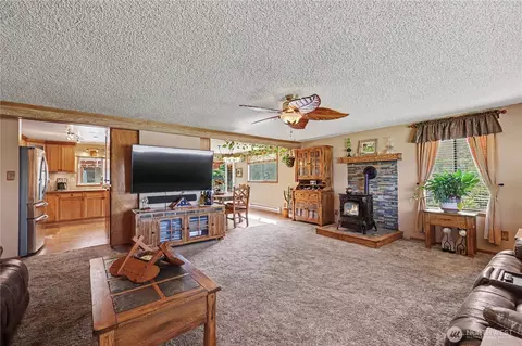 Living - 62 Roupe Rd, Sequim, WA 98382 photo 1 of 3