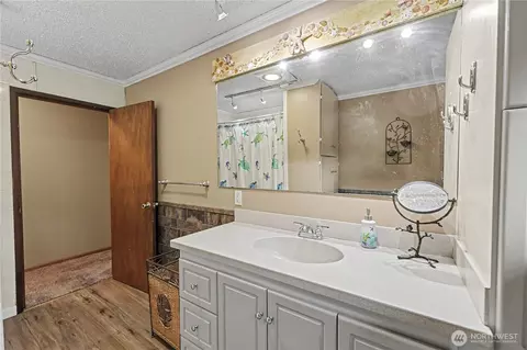 Bath - 62 Roupe Rd, Sequim, WA 98382 photo 1 of 1