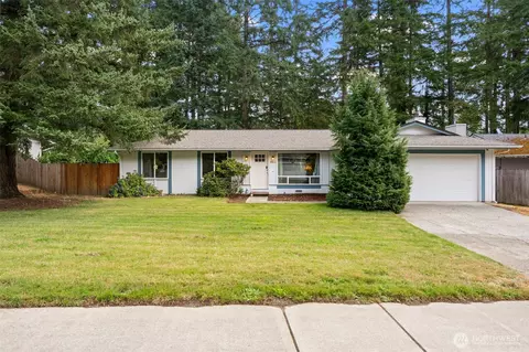 3965 Celeste Ct SE, Port Orchard, WA 98366