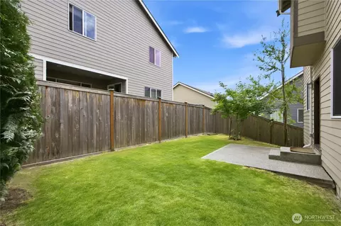 Exterior - 4313 235th Pl SE, Bothell, WA 98021 photo 4 of 5