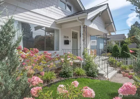 3820 Burke Ave N, Seattle, WA 98103