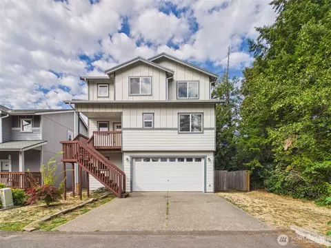 2271 SE Upchurch Way, Port Orchard, WA 98366