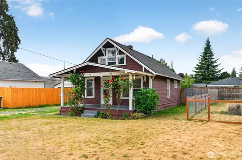 520 12th St SE, Puyallup, WA 98372
