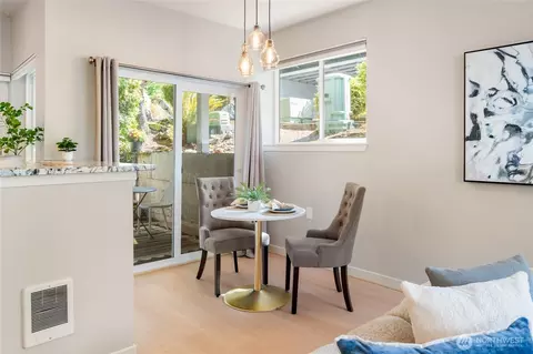 Dining - 3926 243rd Pl SE #H102, Bothell, WA 98021 photo 2 of 2