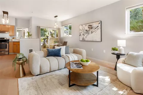 Living - 3926 243rd Pl SE #H102, Bothell, WA 98021 photo 1 of 2