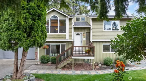 12217 221st Avenue Ct E, Bonney Lake, WA 98391