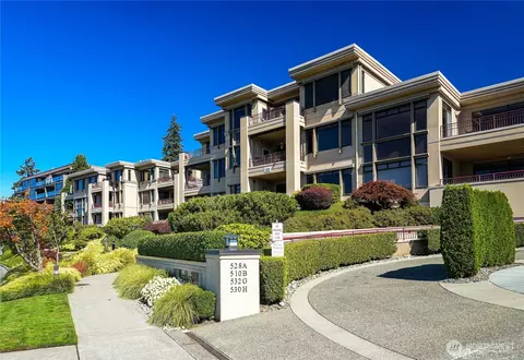 530 Lake St S #H-101, Kirkland, WA 98033