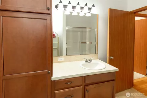 Bath - 627 182nd St E, Spanaway, WA 98387 photo 8 of 8