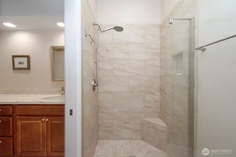 Bath - 431 Blakely Blvd, Sequim, WA 98382 photo 3 of 4