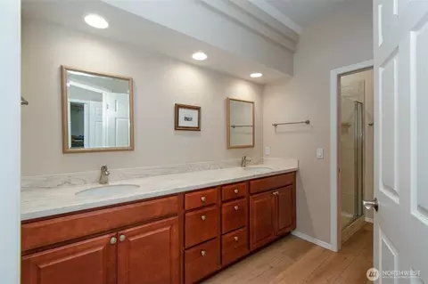 Bath - 431 Blakely Blvd, Sequim, WA 98382 photo 2 of 4