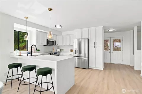 Kitchen - 5902 S 2nd Ave, Everett, WA 98208 photo 3 of 5