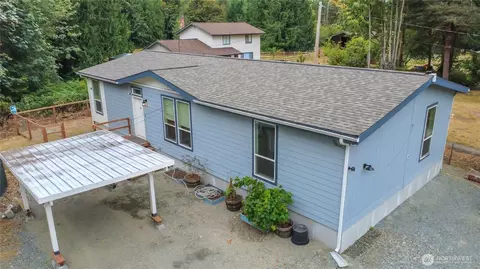 18665 196th Ave SE, Renton, WA 98058