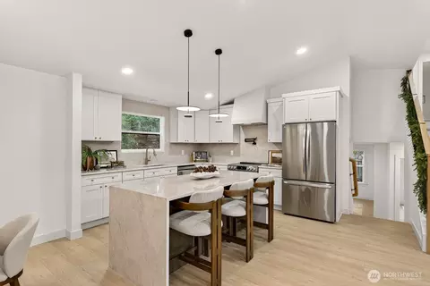 Kitchen - 14116 60th Ave SE, Everett, WA 98208 photo 1 of 3
