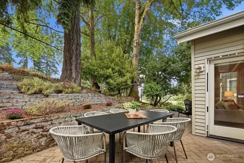16015 67th Ln NE #1, Kenmore, WA 98028