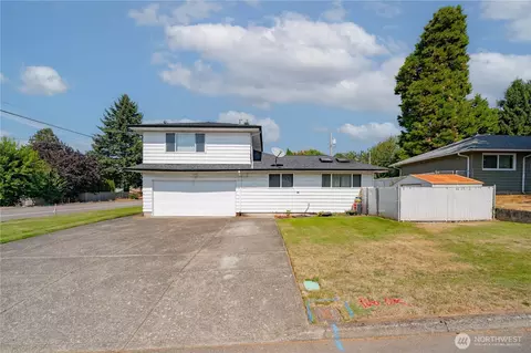 8605 NW 9th Ave, Vancouver, WA 98665