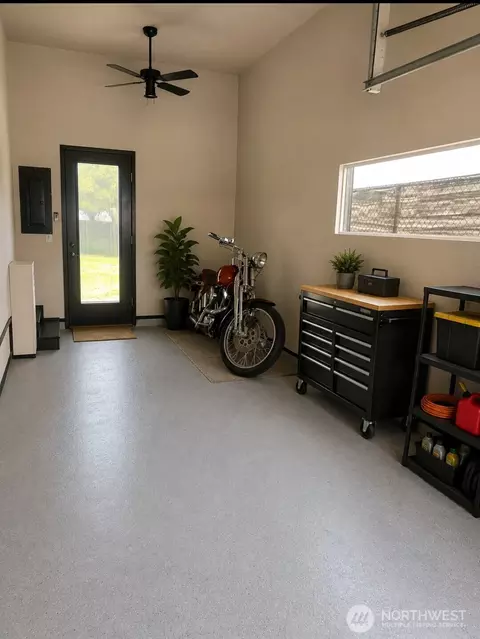 Other - 947 20th Ave, Longview, WA 98632 photo 6 of 7
