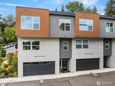 6712 NE 185th St #1, Kenmore, WA 98028