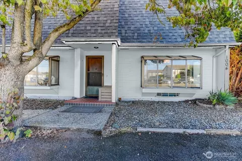 1004 Columbia Ave #7, Marysville, WA 98270