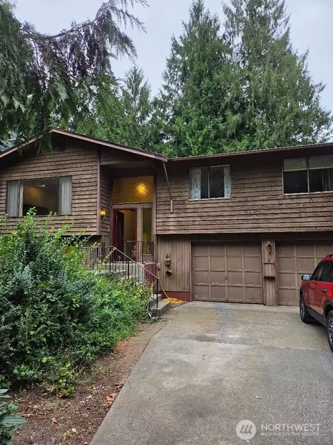 7514 Locust Ave E, Bonney Lake, WA 98391