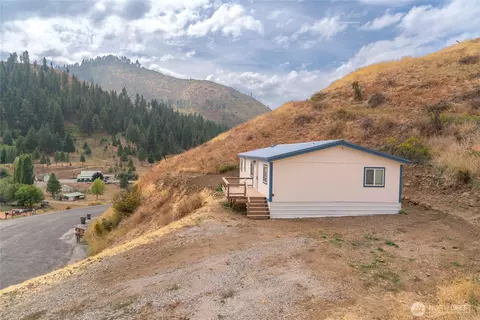 9192 Olalla Cyn, Cashmere, WA 98815