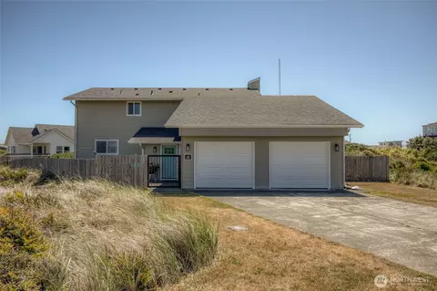 1161 Glendale Ct SW, Ocean Shores, WA 98569