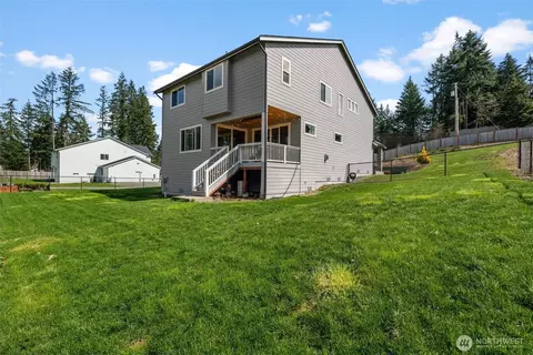 Exterior - 23240 46th Ave E, Spanaway, WA 98387 photo 6 of 7