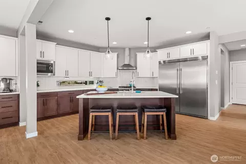 Kitchen - 23240 46th Ave E, Spanaway, WA 98387 photo 2 of 4
