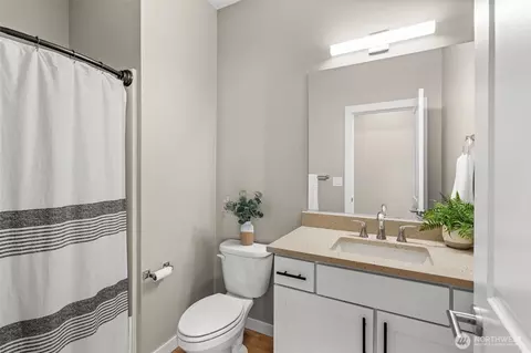 Bath - 23240 46th Ave E, Spanaway, WA 98387 photo 1 of 6